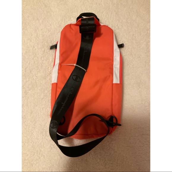 Champion Cross body Fanny pack - Picture 2 of 4
